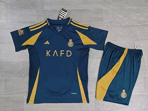 al nassr kids kit