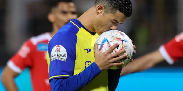 al nassr ball